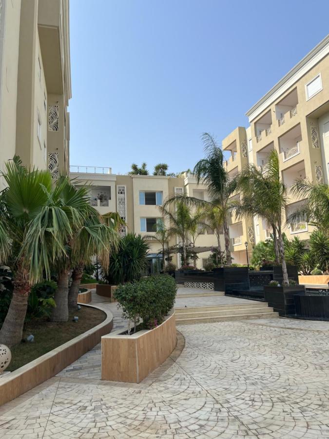 Super Appartement Avec 5 Piscines En Residence モナスティル エクステリア 写真
